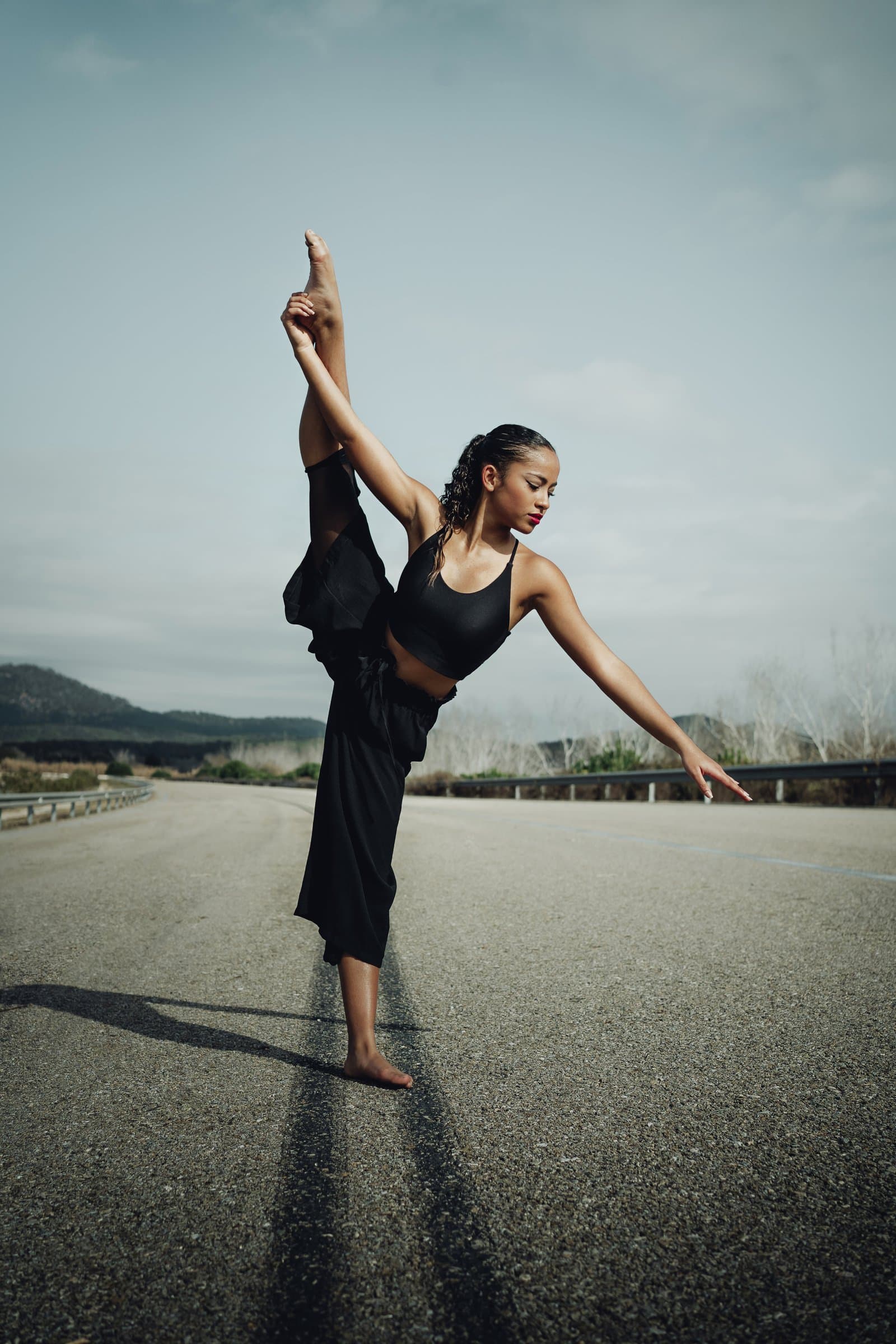 Alumnas de danza contemporánea y creativa de la Escola de Dansa Miriam Beltrán