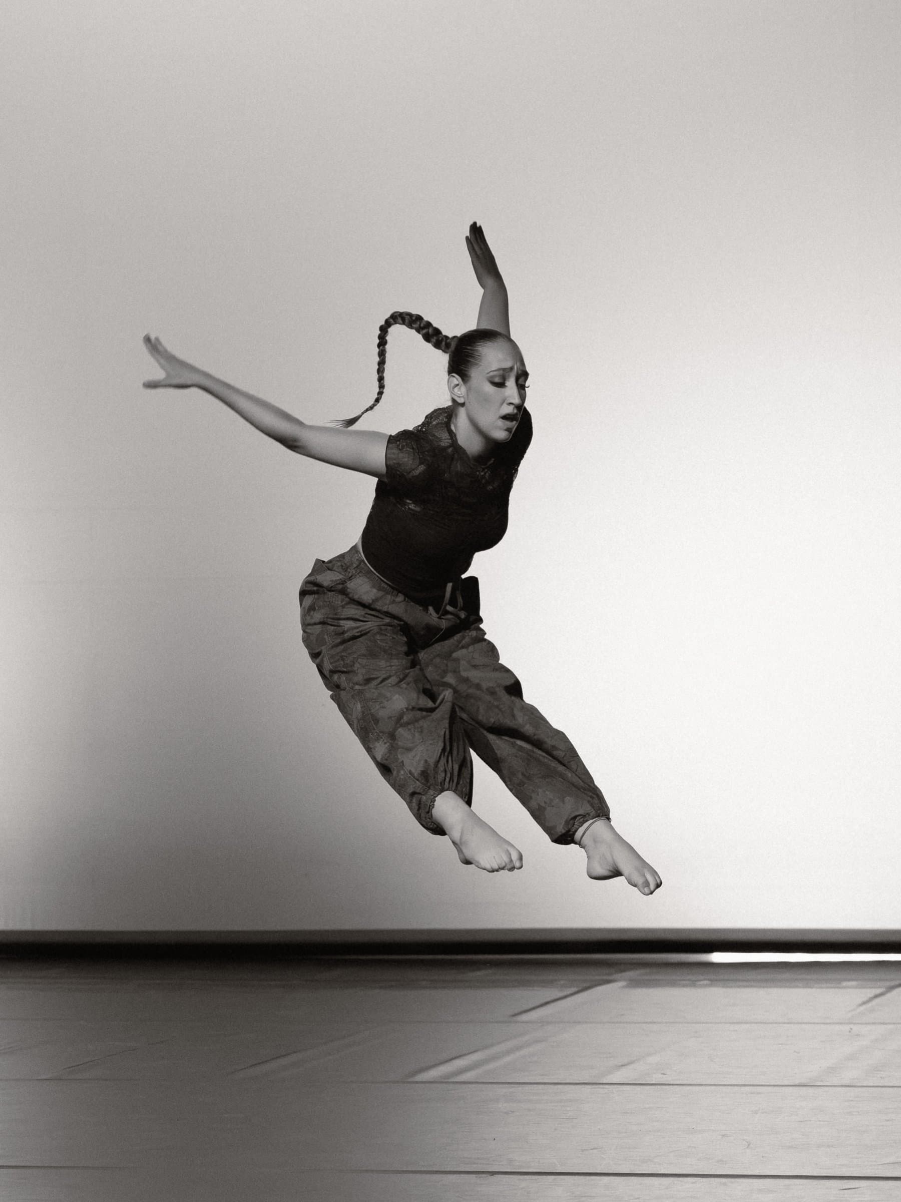 Alumnas de danza contemporánea y creativa de la Escola de Dansa Miriam Beltrán