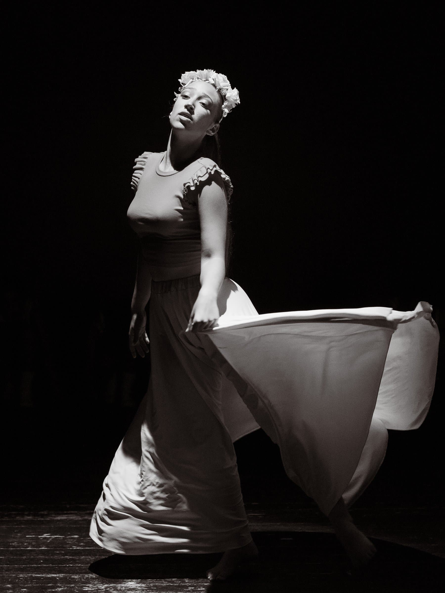 Alumnas de danza contemporánea y creativa de la Escola de Dansa Miriam Beltrán